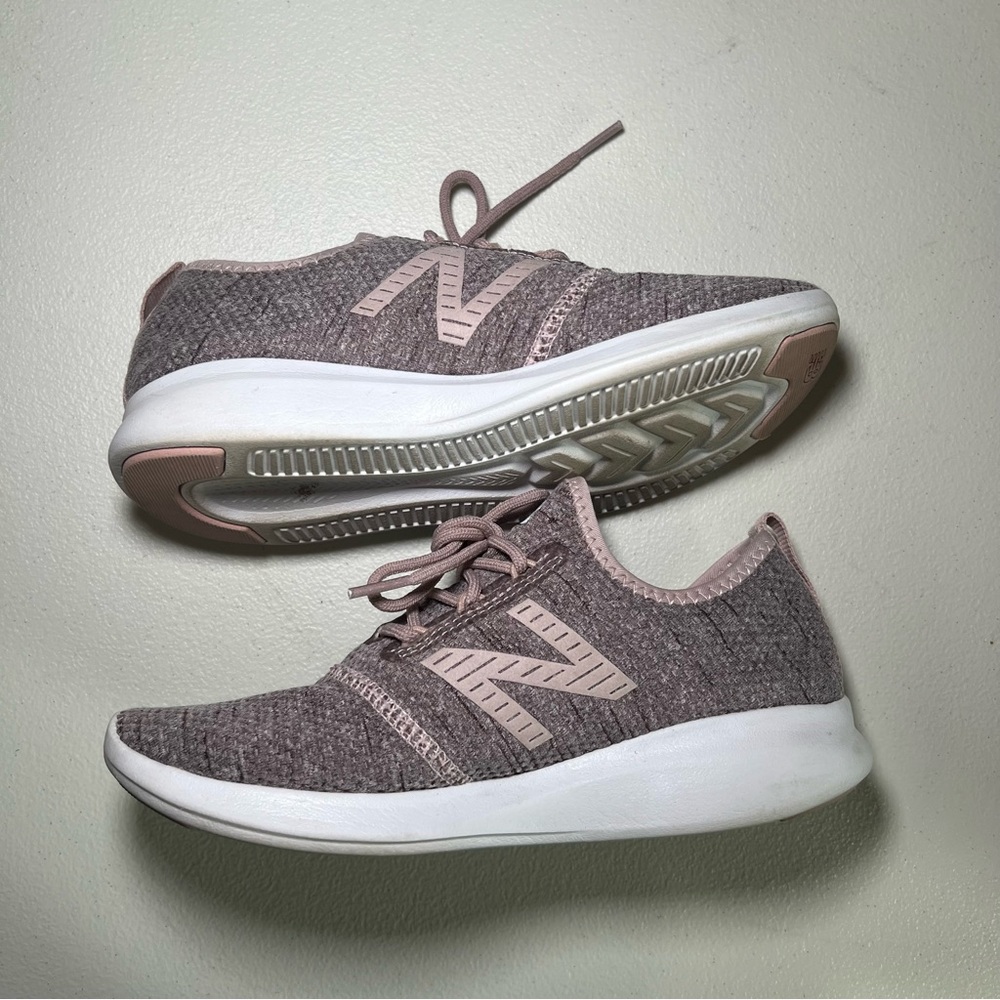 New Balance Women’s Pink FuelCore Coast Size 6.5 Sporty Lightweight Trendy - Picture 6 of 9